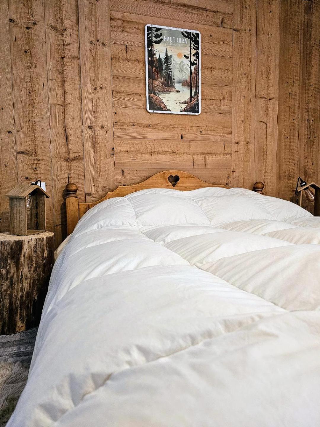 Magnifique Appartement A La Montagne Classe 4 Etoiles Chapelle des Bois Bagian luar foto